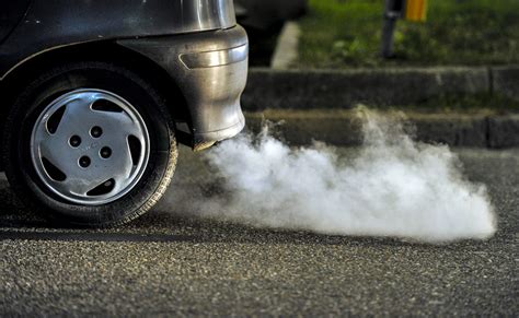 Does Your Car Burn Gas While in Park? Exploring the Mysteries of Idle Fuel Consumption